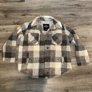 Hollister Sherpa-Lined Plaid Jacket